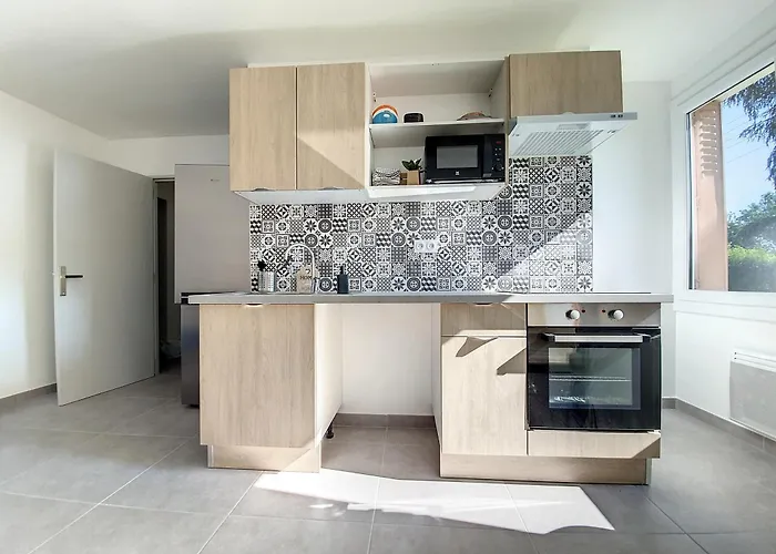Appartement Beau T5 Au Coeur Des Beaux Arts A *